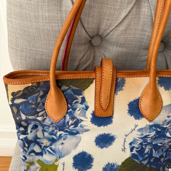 RARE HTF Vintage Dooney & Bourke Hydrangeas Canvas & Vachetta Leather Purse - Picture 8 of 9